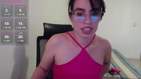 Snapshot of lovebunny_01 chatting on 03.11.25 IAmBunny online show from 03.11.25