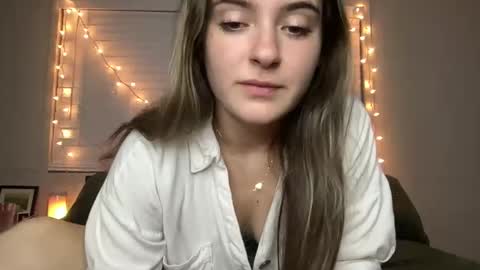 Olivia Rose online show from 06.02.26