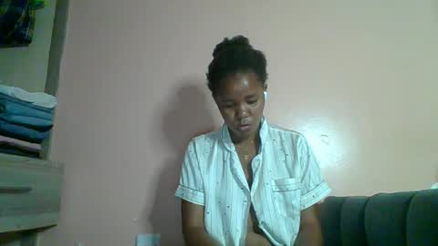 Snapshot of lovegal335 chatting on 06.29.26 lovegal335 online show from 06.29.26