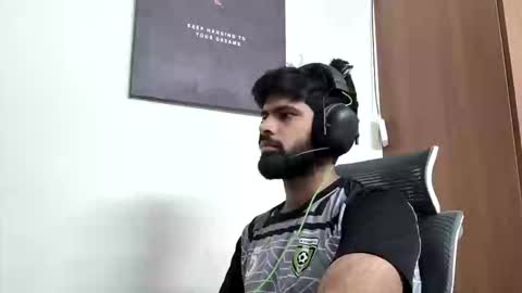 Snapshot of lovehairyindian chatting on 05.14.26 Indian hairy online show from 05.14.26