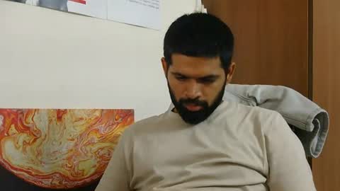 Snapshot of lovehairyindian chatting on 08.06.26 Indian hairy online show from 08.06.26