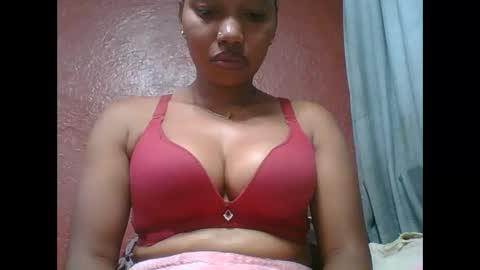 loveinlife750427 online show from 11.16.25