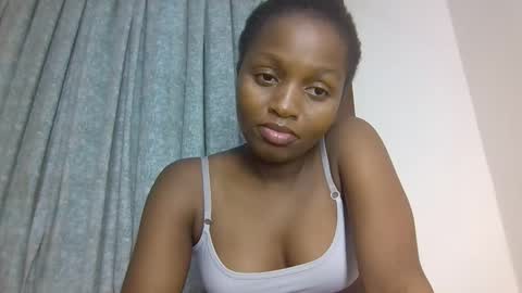 lovelbrownie online show from 10.31.25