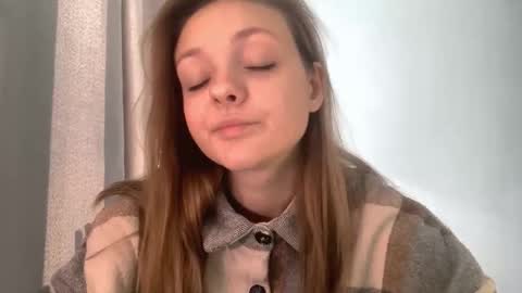 Ella online show from 10.23.25