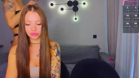 Snapshot of lovely_babyy chatting on 09.16.25 Jenny online show from 09.16.25