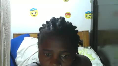 Snapshot of lovely_cassy chatting on 09.10.25 Cassy online show from 09.10.25