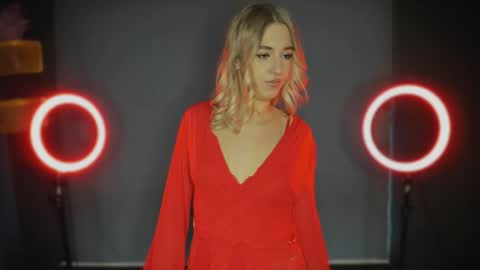 Bella 3 online show from 01.10.26