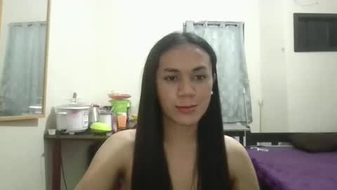 lovely_erika25 online show from 12.23.25