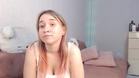 Snapshot of lovely_hayley chatting on 11.07.25 Lovely Hayley online show from 11.07.25