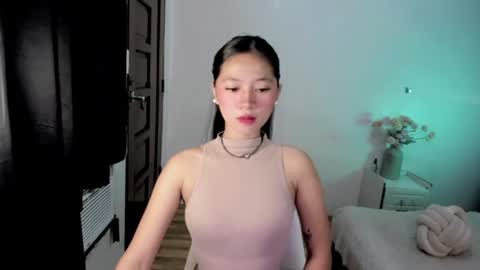 Snapshot of lovely_mexx chatting on 06.14.26 Ria online show from 06.14.26
