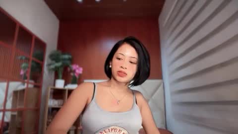 Snapshot of lovely_pearlx chatting on 04.29.26 online show from 04.29.26