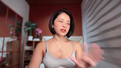 Snapshot of lovely_pearlx chatting on 04.29.26 online show from 04.29.26