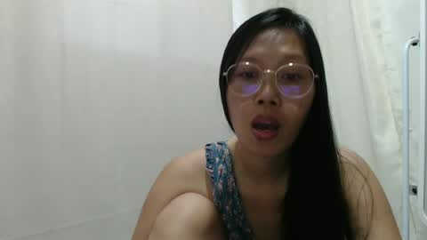 Snapshot of lovely_pinayxxx chatting on 06.15.26 lovely_pinayxxx online show from 06.15.26