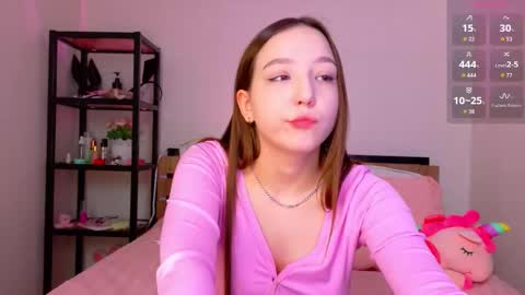 Snapshot of lovely_poppy chatting on 10.23.25 Lolly online show from 10.23.25