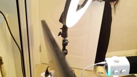 Beatrice online show from 03.04.26