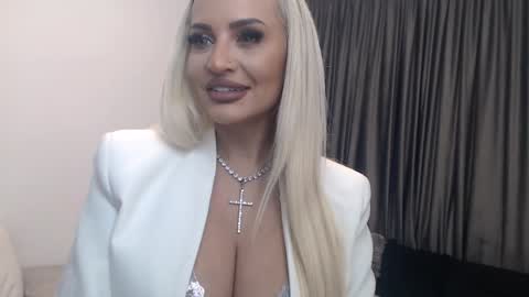 PrAllinXXXa online show from 01.15.25