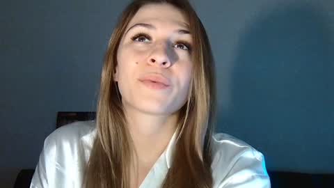 Snapshot of lovelykatea chatting on 02.05.25 Kate only online show from 02.05.25