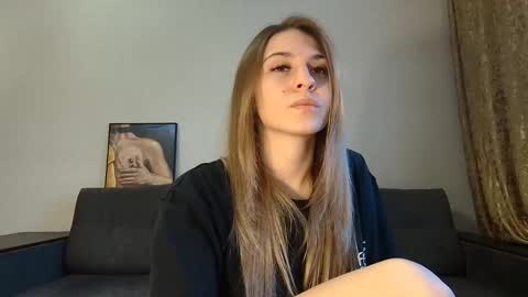 Snapshot of lovelykatea chatting on 02.12.25 Kate only online show from 02.12.25