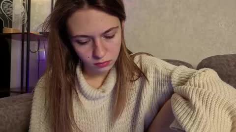 Kate only online show from 11.24.25