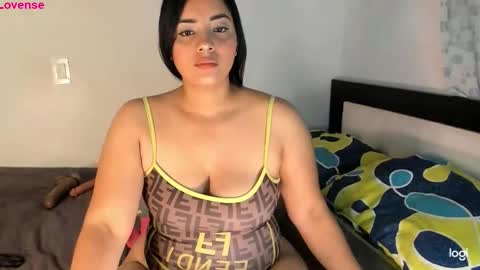 Snapshot of lovelykendall chatting on 09.18.25 Kendall  online show from 09.18.25
