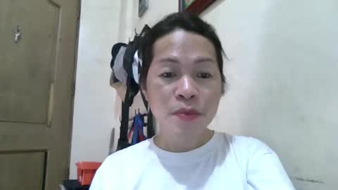 Snapshot of lovelykimts32 chatting on 09.29.25 lovelykimts32 online show from 09.29.25