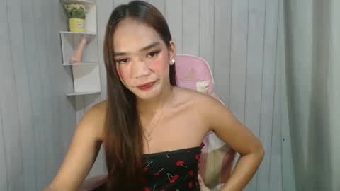 Snapshot of lovelykristelle chatting on 03.01.25 lovelykristelle online show from 03.01.25