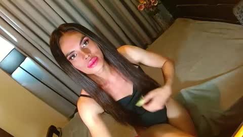 Snapshot of lovelymiss_shyna11 chatting on 01.22.25 lovelymiss_shyna11 online show from 01.22.25