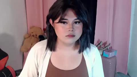 Snapshot of lovelypinaychubsx chatting on 04.30.26 lovely online show from 04.30.26