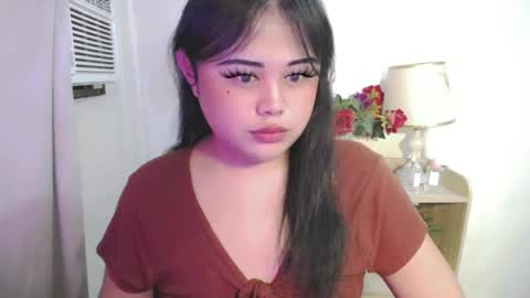 Snapshot of lovelypinaychubsx chatting on 06.29.26 lovely online show from 06.29.26