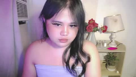 Snapshot of lovelypinaychubsx chatting on 07.25.26 lovely online show from 07.25.26