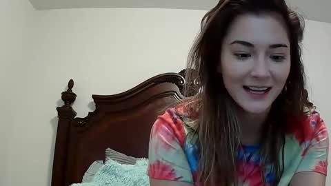 Queen Aria  online show from 12.05.25