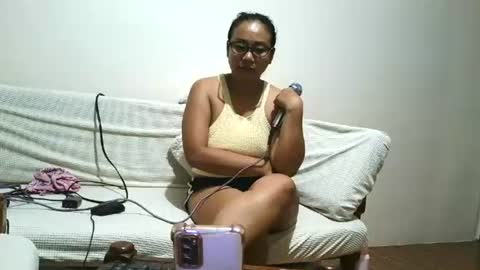 Snapshot of lovelyquey chatting on 06.29.26 Angelquey online show from 06.29.26