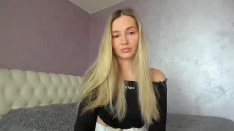 Snapshot of lovelyrose135 chatting on 02.13.26 Lovely Rose online show from 02.13.26