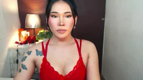 STWEET LINA online show from 03.28.26