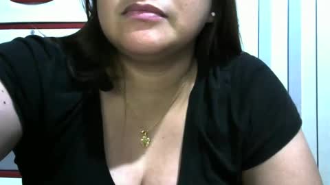 Snapshot of lovelyysabelle chatting on 01.08.25 Alex online show from 01.08.25