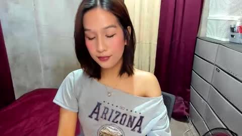 Snapshot of loveme_fiona chatting on 05.20.26 loveme_fiona online show from 05.20.26