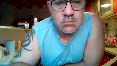 lover010983 online show from 05.31.26