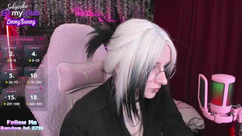 Snapshot of lover_emmy chatting on 03.12.25 Emmy online show from 03.12.25