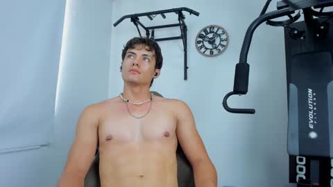 Snapshot of lover_fitnessboy chatting on 01.12.25 kevin online show from 01.12.25