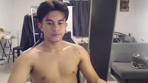 loverboyph04 online show from 09.20.25