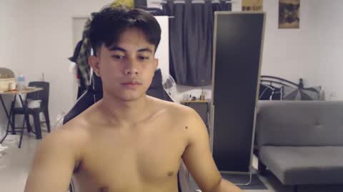 loverboyph04 online show from 09.24.25