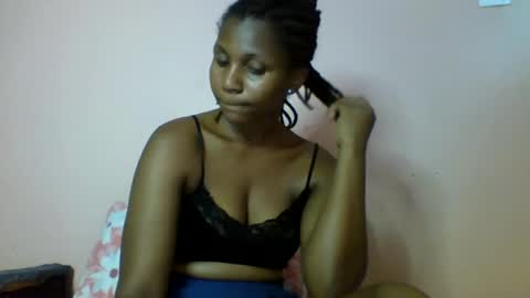 Snapshot of lovergal257 chatting on 10.04.25 lovergal257 online show from 10.04.25
