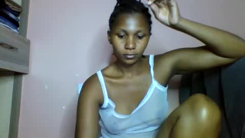 Snapshot of lovergal257 chatting on 01.10.26 lovergal257 online show from 01.10.26