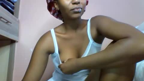 Snapshot of lovergal257 chatting on 01.14.26 lovergal257 online show from 01.14.26