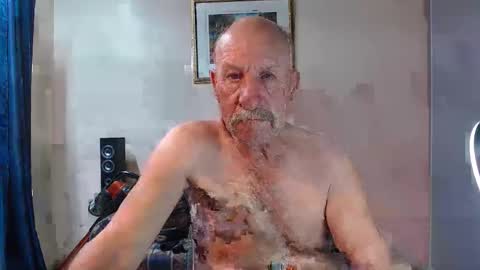 Lovesblackazz online show from 11.26.25