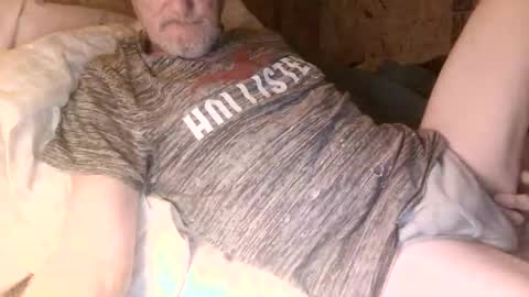 just here to have fun and cum online show from 12.04.25