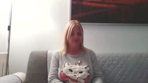 Marlyn online show from 04.22.26