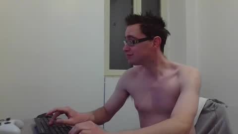 Snapshot of lovethepussy1988 chatting on 01.07.25 db online show from 01.07.25