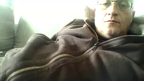 Snapshot of lovetightass251577 chatting on 03.21.26 lovetightass online show from 03.21.26