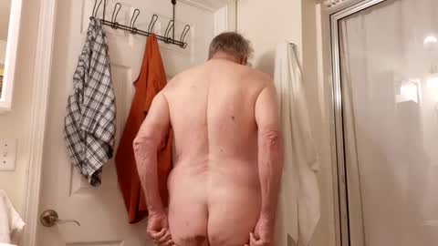 Lovetobeseen9 online show from 10.02.25